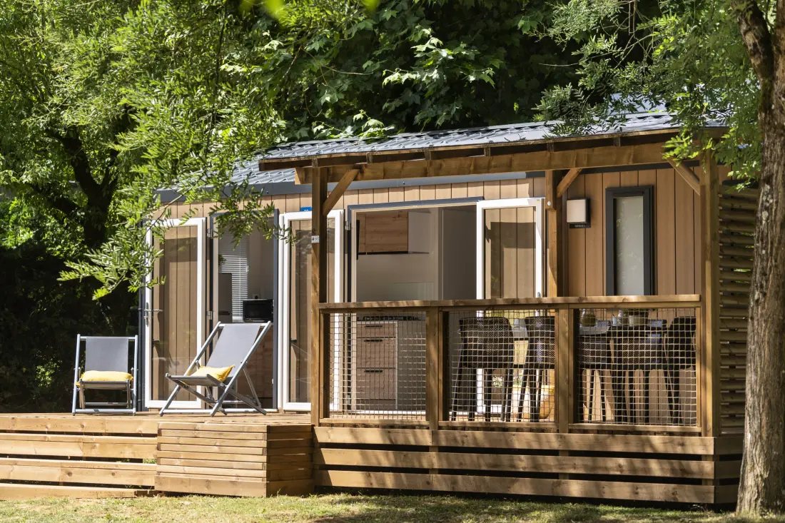 Camping Romanée Les Grottes de Roffy 4 étoiles★★★★