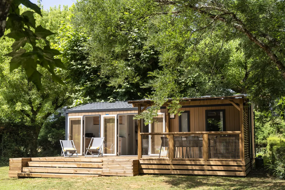 Camping Romanée Les Grottes de Roffy 4 étoiles★★★★