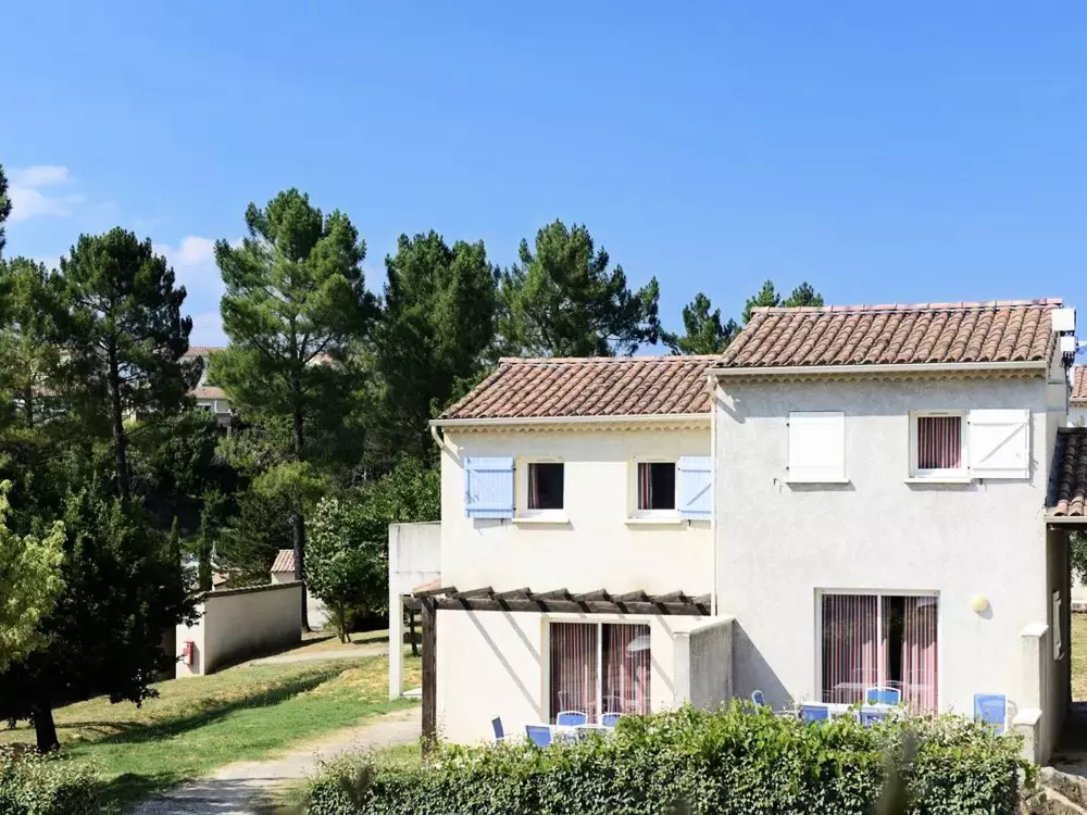 Maison de Vacances Salavas 13