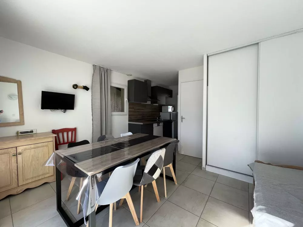 Maison de Vacances Salavas 13