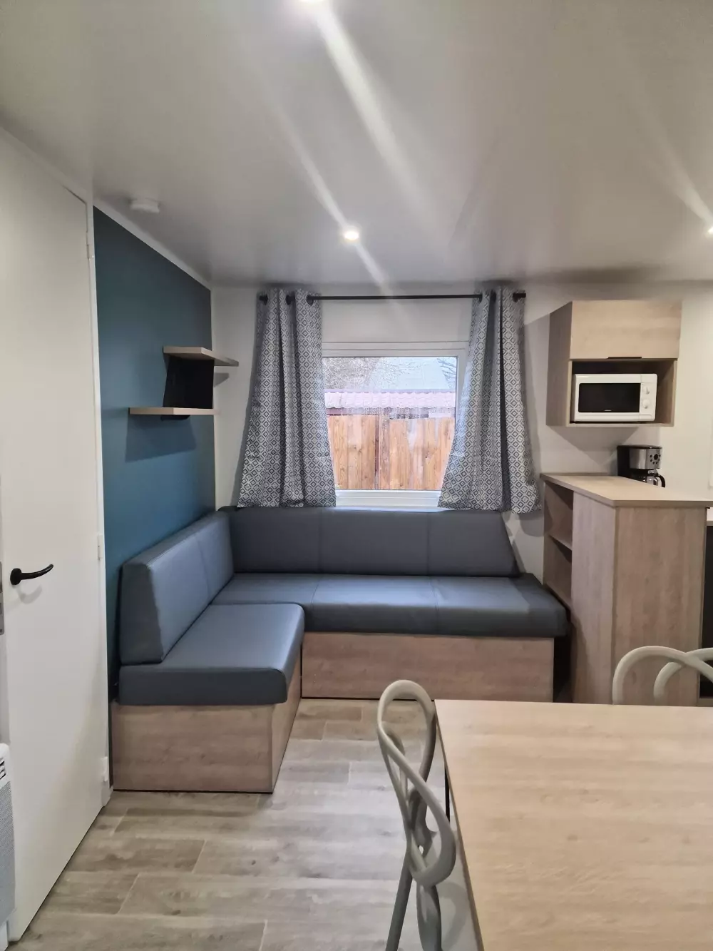 Camping Les P'tites Maisons dans la Prairie 3 étoiles★★★