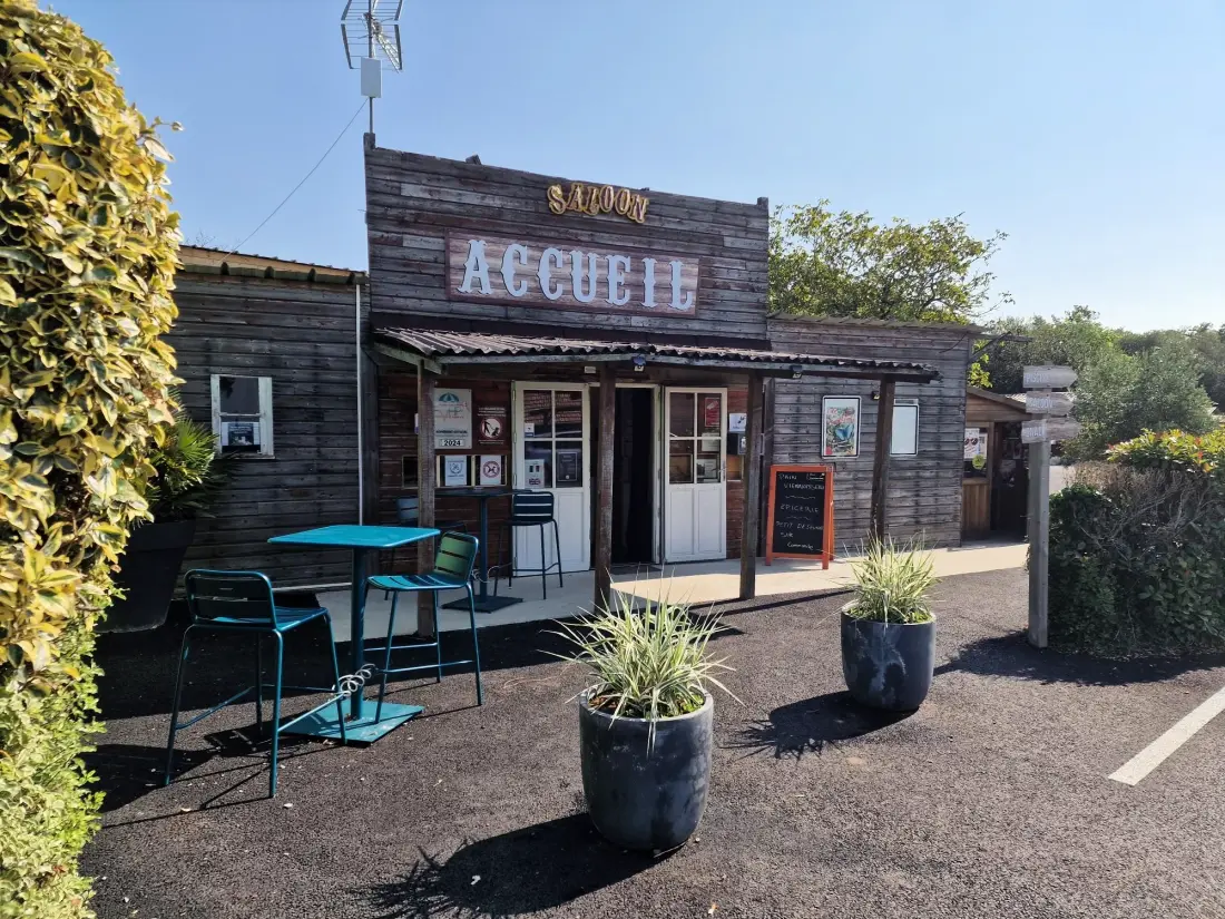 Camping Les P'tites Maisons dans la Prairie 3 étoiles★★★