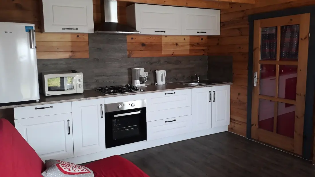 Camping Les P'tites Maisons dans la Prairie 3 étoiles★★★