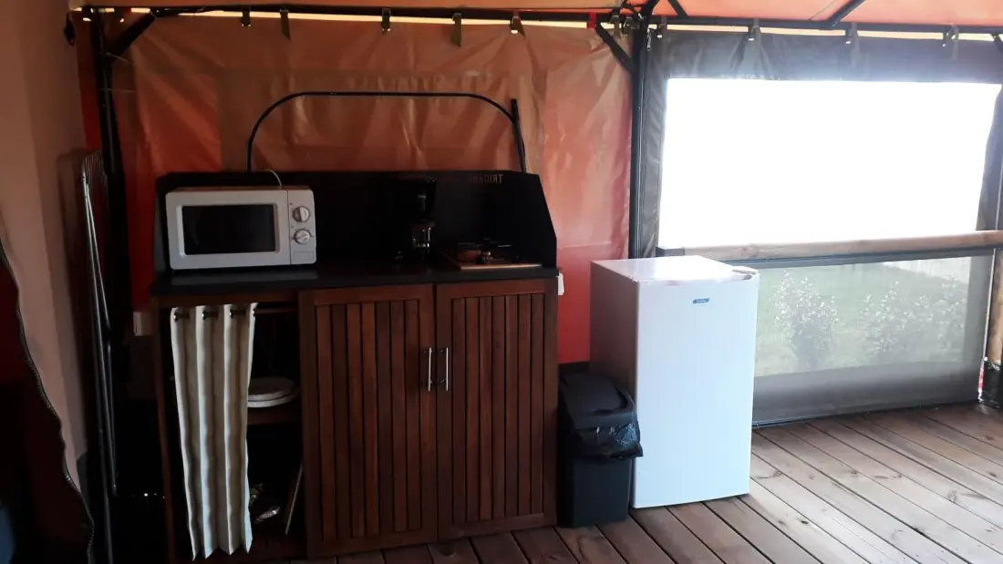 Camping Les P'tites Maisons dans la Prairie 3 étoiles★★★