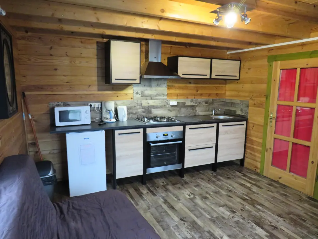 Camping Les P'tites Maisons dans la Prairie 3 étoiles★★★