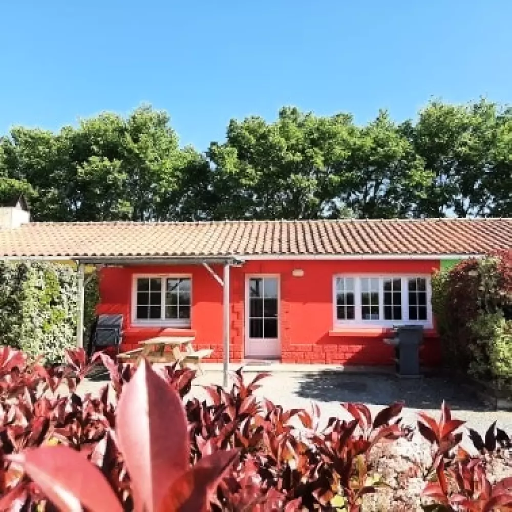 Camping Les P'tites Maisons dans la Prairie 3 étoiles★★★