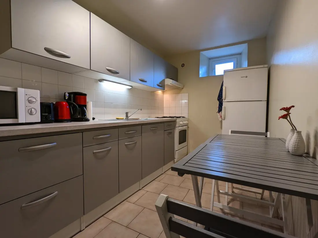 Maison de Vacances Salles-Lavalette 4