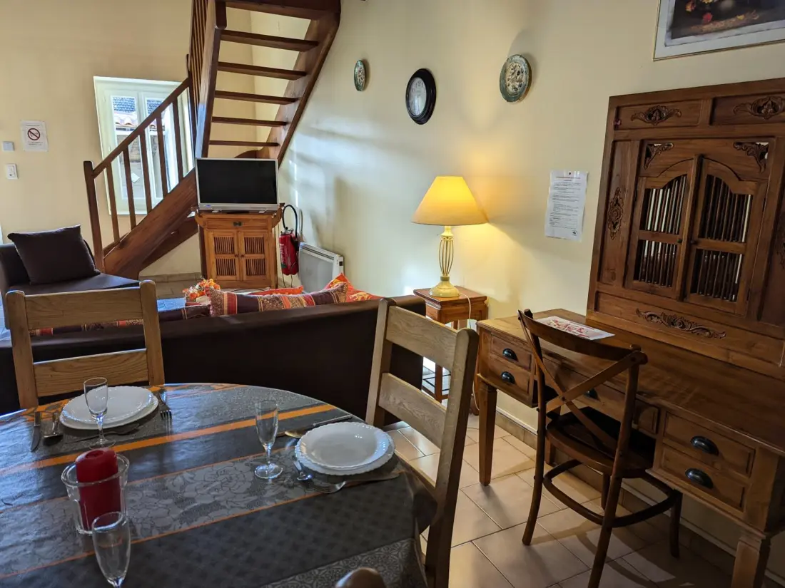 Maison de Vacances Salles-Lavalette 4