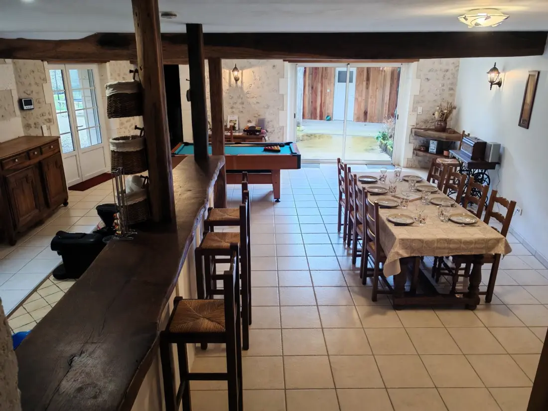 Maison de Vacances Salles-Lavalette 5
