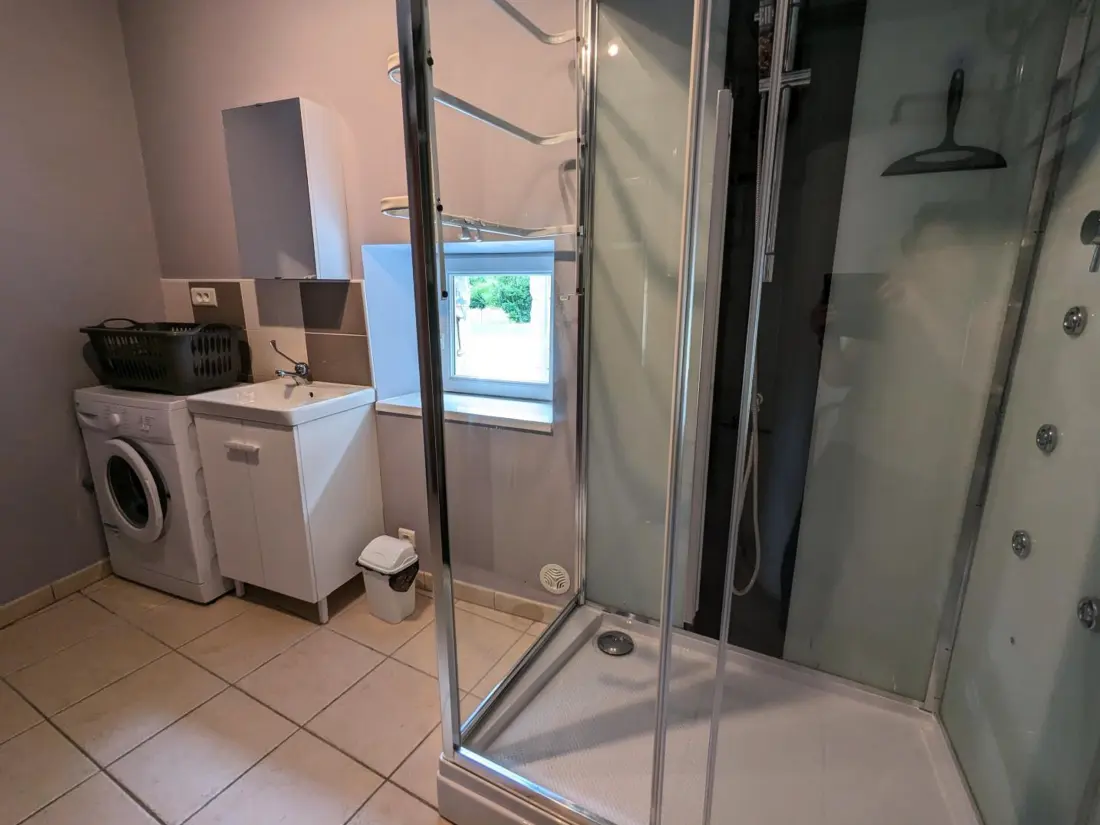 Maison de Vacances Salles-Lavalette 5