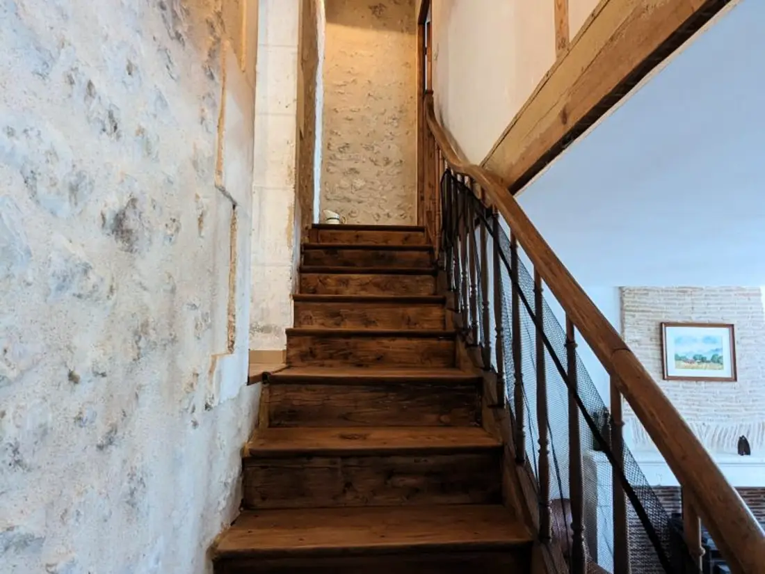 Maison de Vacances Salles-Lavalette 5