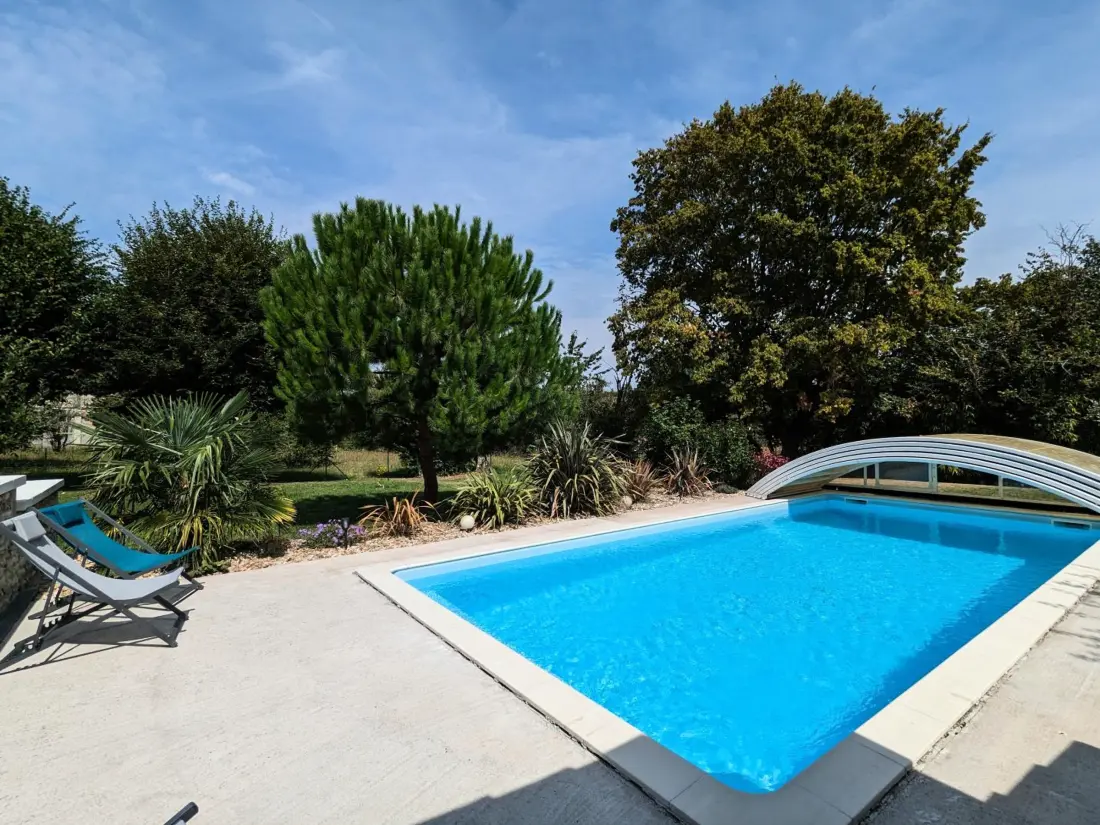 Maison de Vacances Salles-Lavalette 5