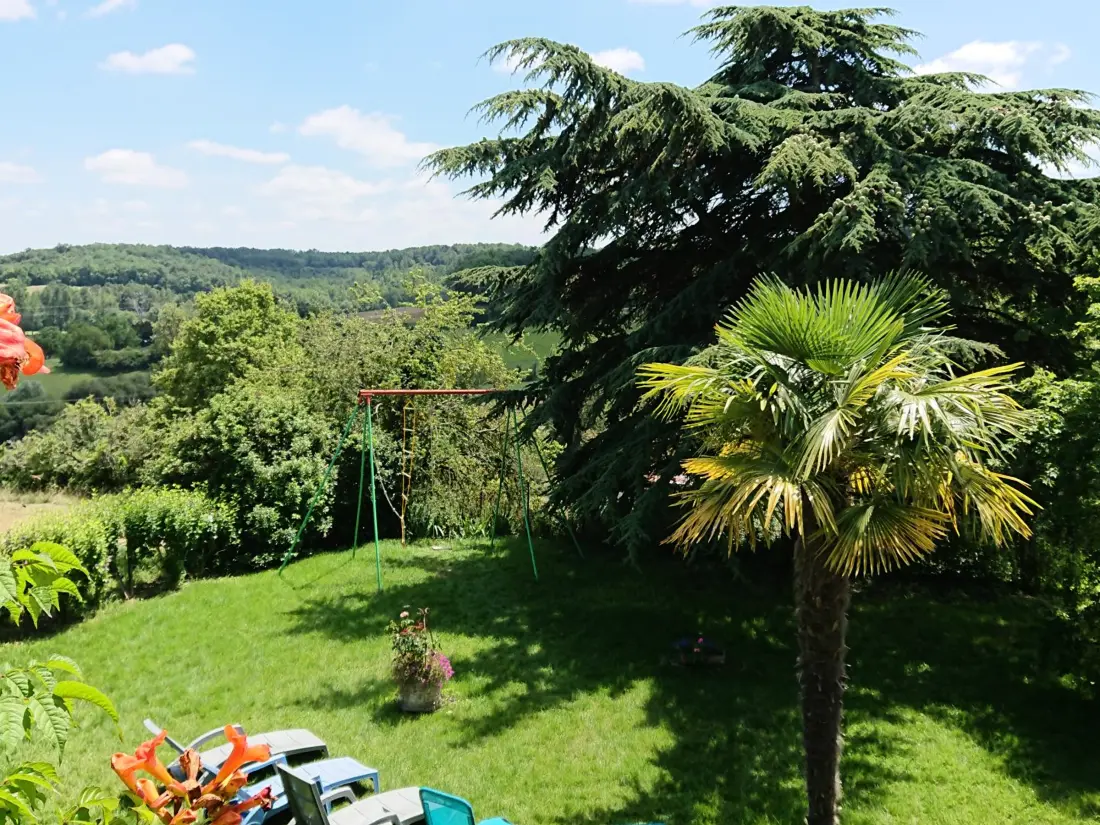 Maison de Vacances Salles-Lavalette 6