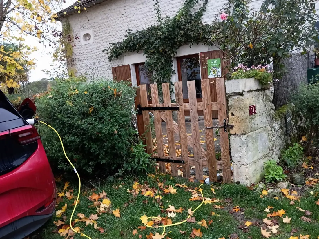 Maison de Vacances Salles-Lavalette 6