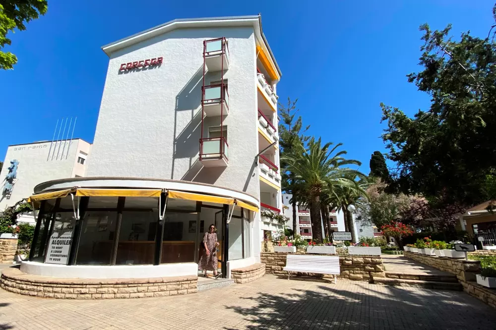 Apartamentos Corcega