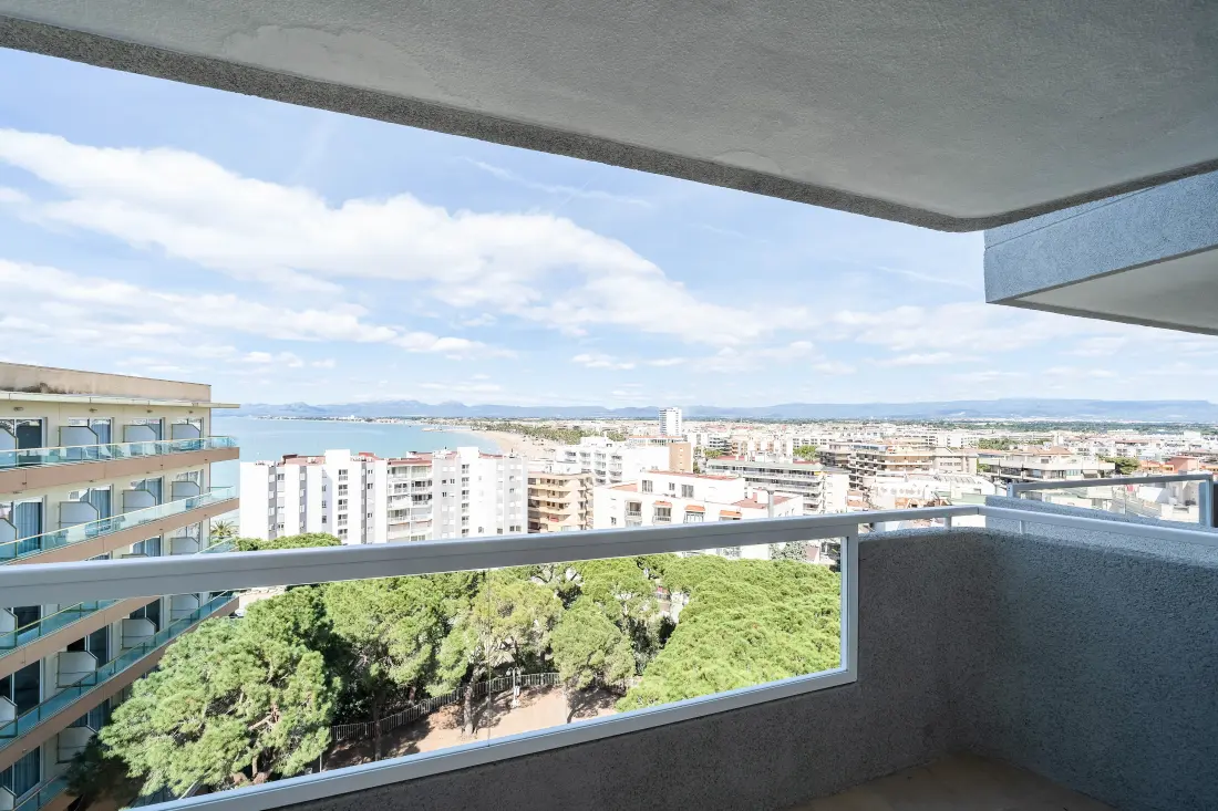 BLUE BEACH APARTMENTS