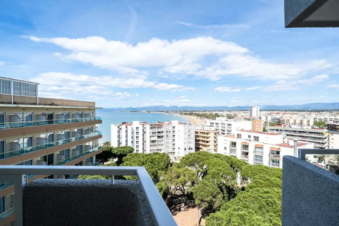 BLUE BEACH APARTMENTS