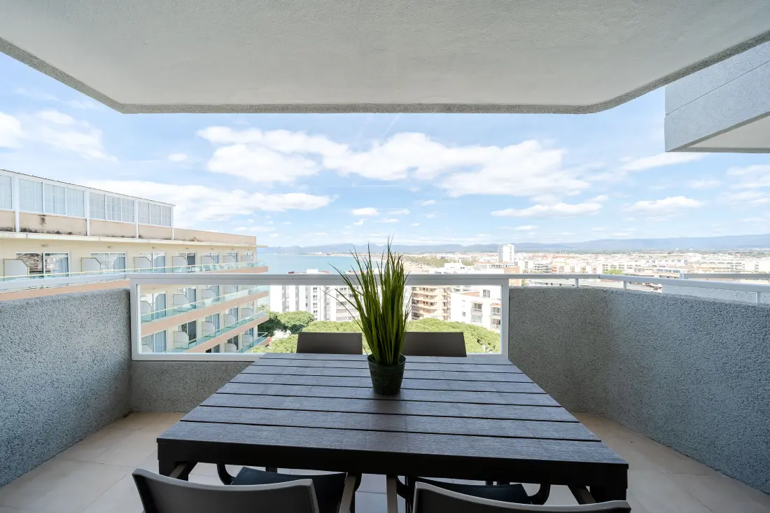 BLUE BEACH APARTMENTS