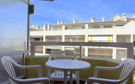 Hôtel Apartamentos Alborán***