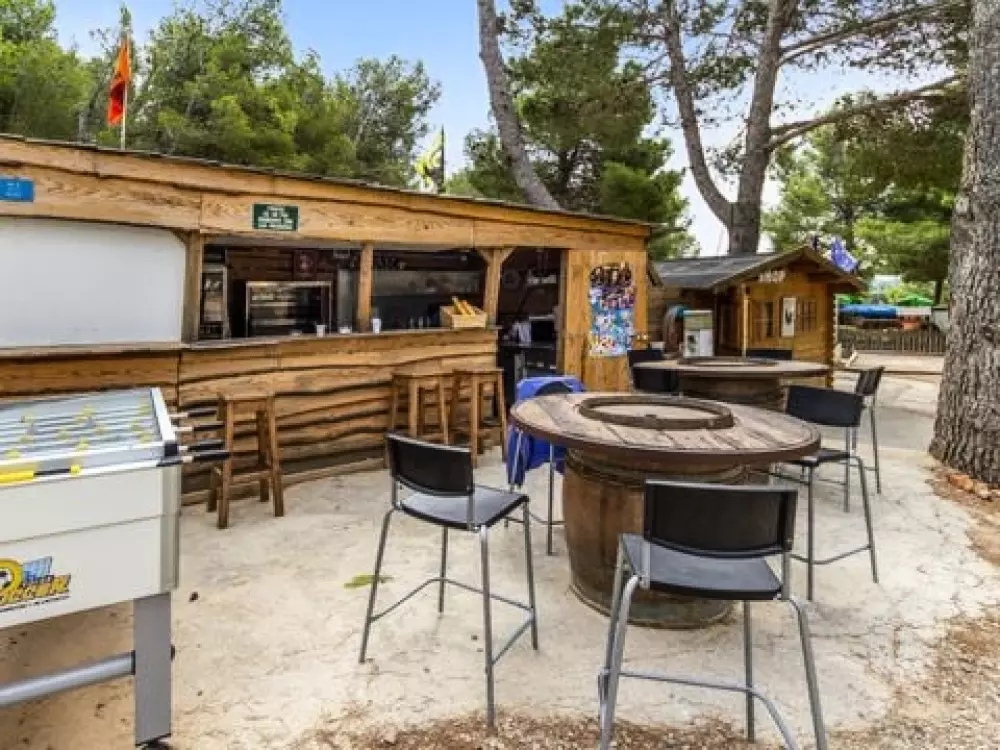 Camping Le Bois De Pins 3 étoiles★★★