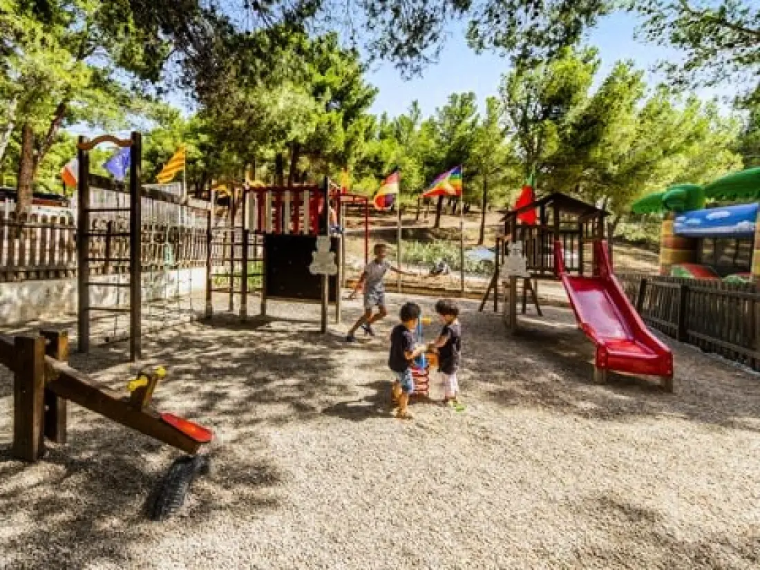 Camping Le Bois De Pins 3 étoiles★★★