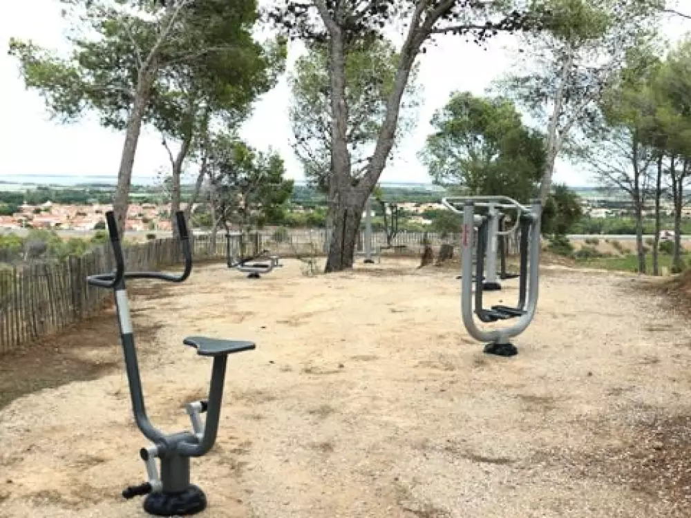 Camping Le Bois De Pins 3 étoiles★★★