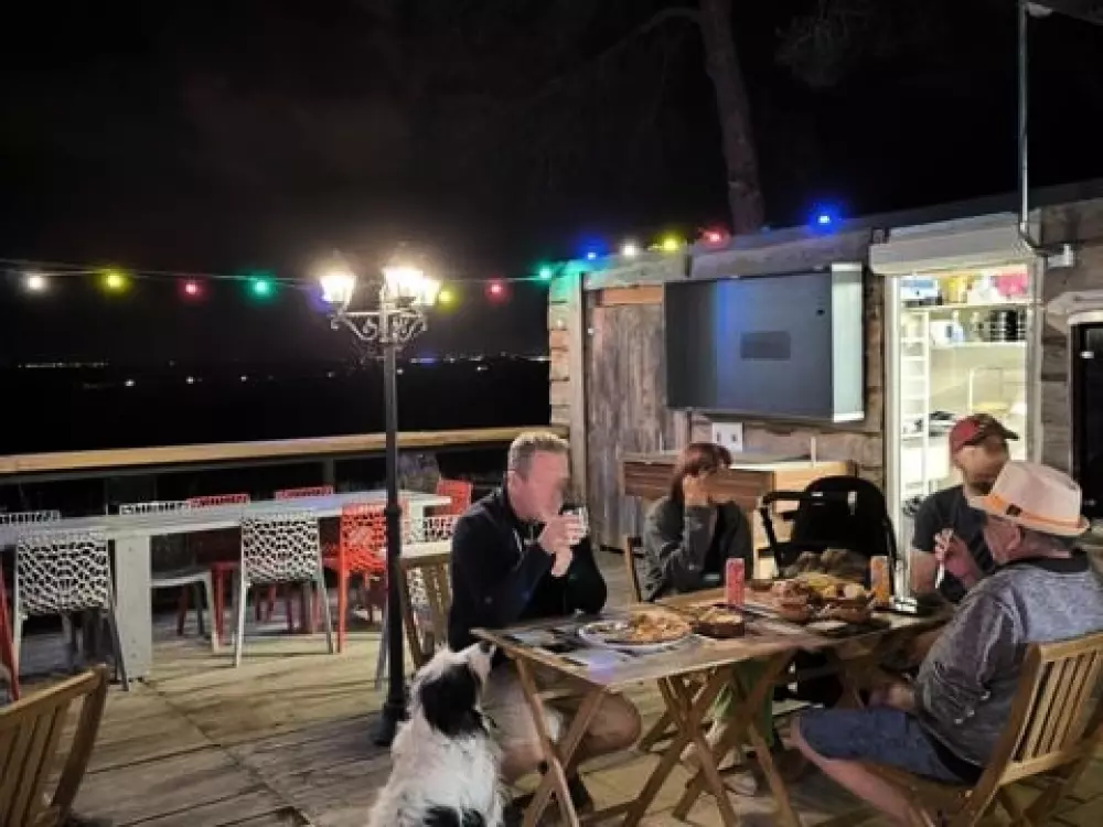 Camping Le Bois De Pins 3 étoiles★★★