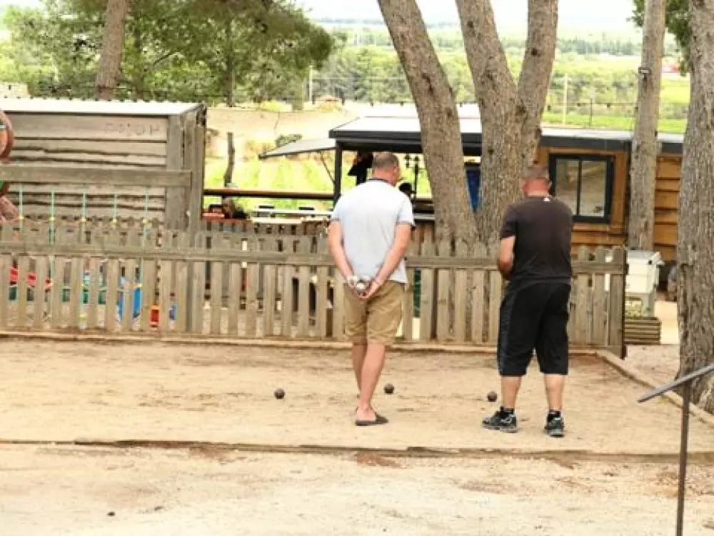 Camping Le Bois De Pins 3 étoiles★★★