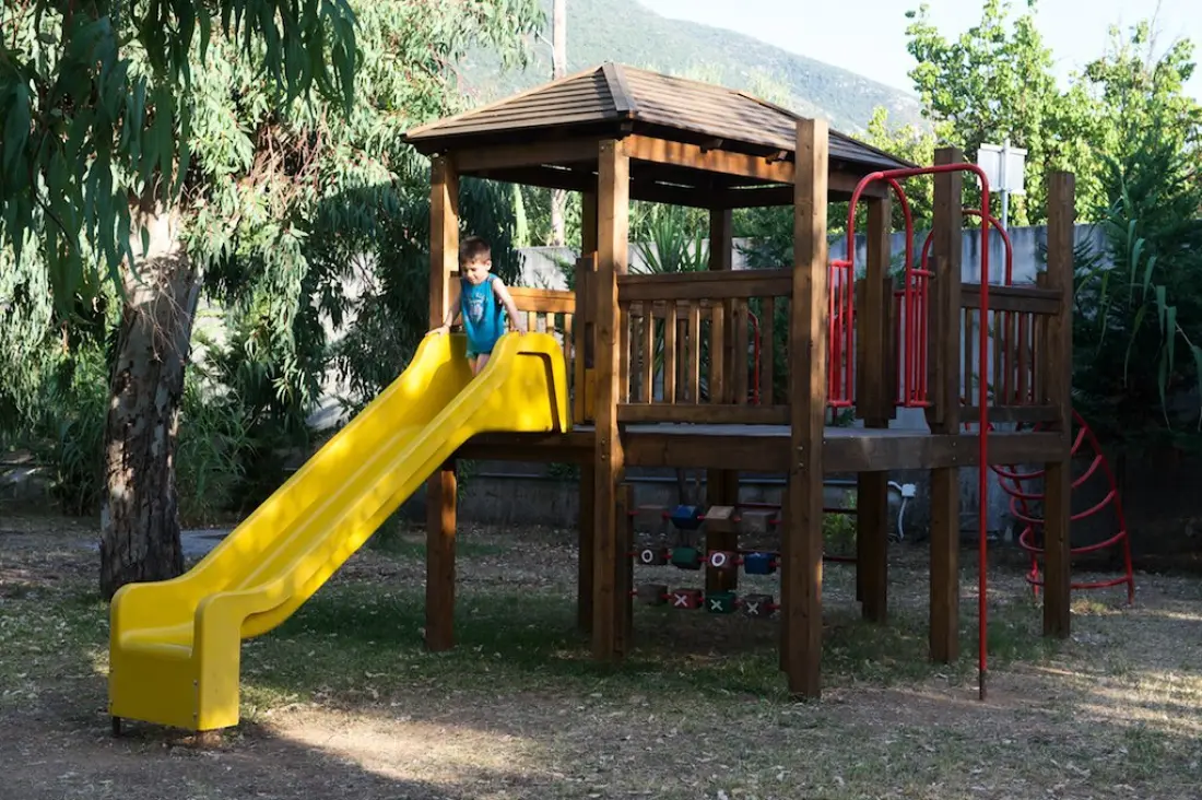 Camping Karavomilos Beach