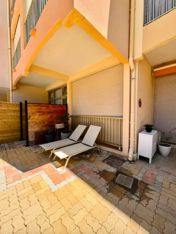 Appart Avec Grande Terrasse, Piscine Et Mer à Pied