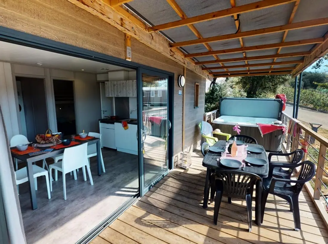 Campasun Camping Mas de Pierredon 5 étoiles★★★★★