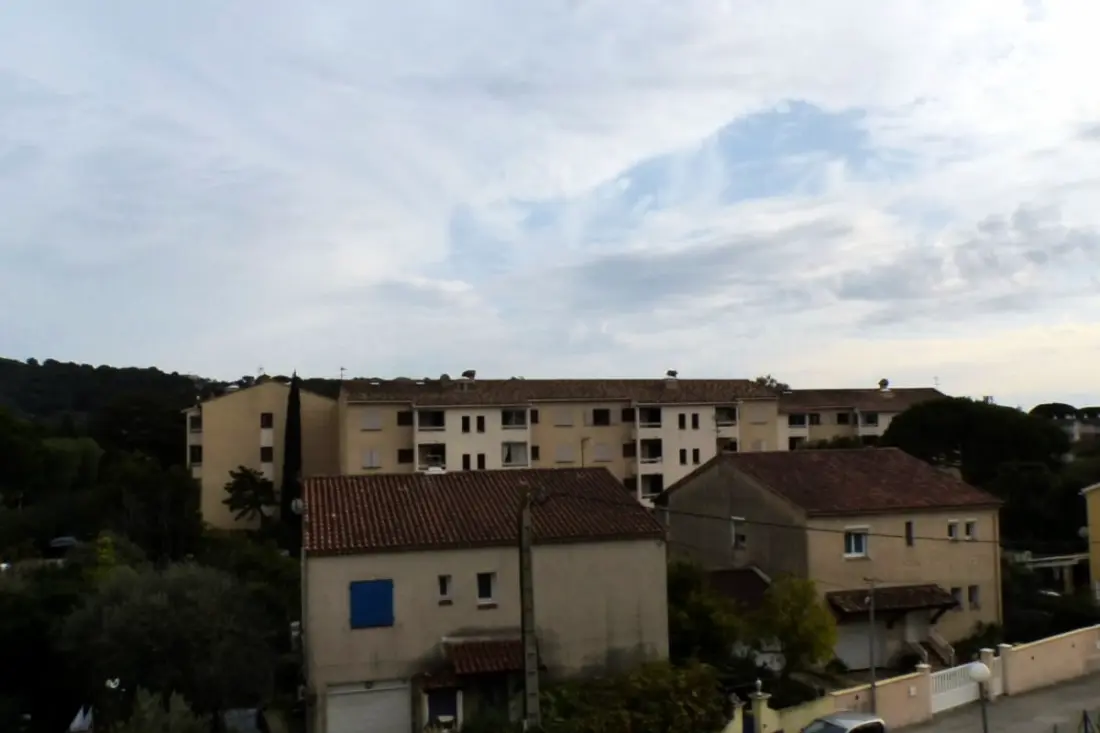 Studio Proche Port Et Plage De Sanary-sur-mer