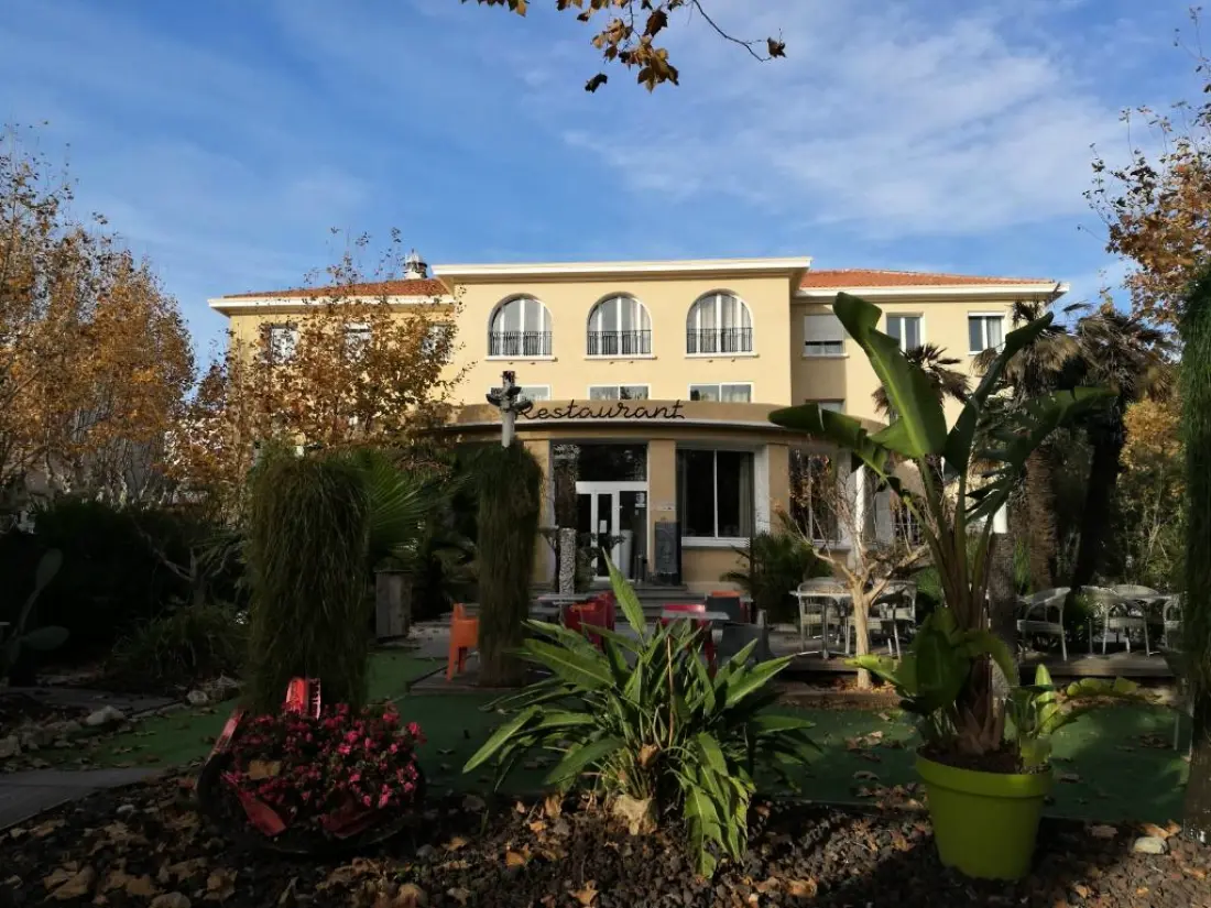 Hôtel Adonis des Bains 2 étoiles★★