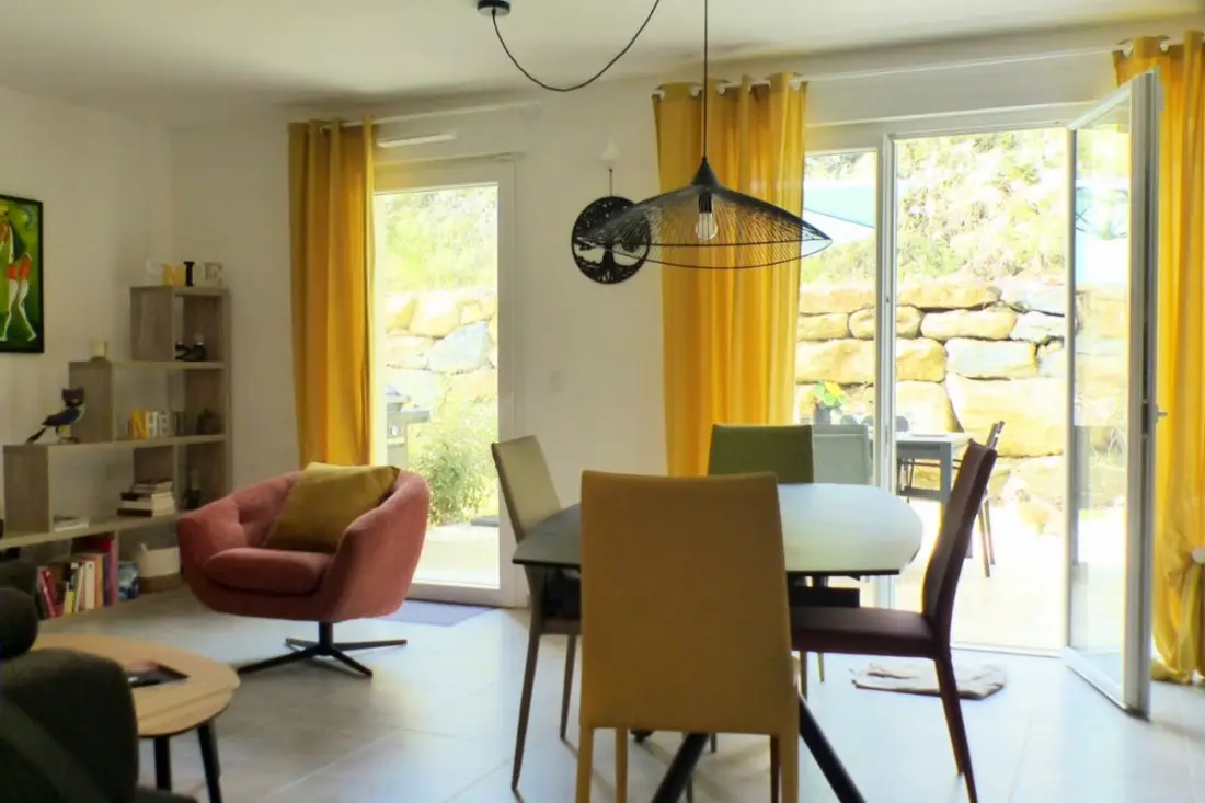 Maison Neuve Clim,bbq,jardin à Sanary