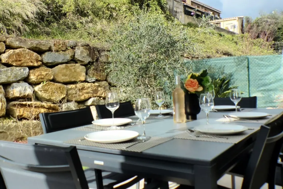 Maison Neuve Clim,bbq,jardin à Sanary