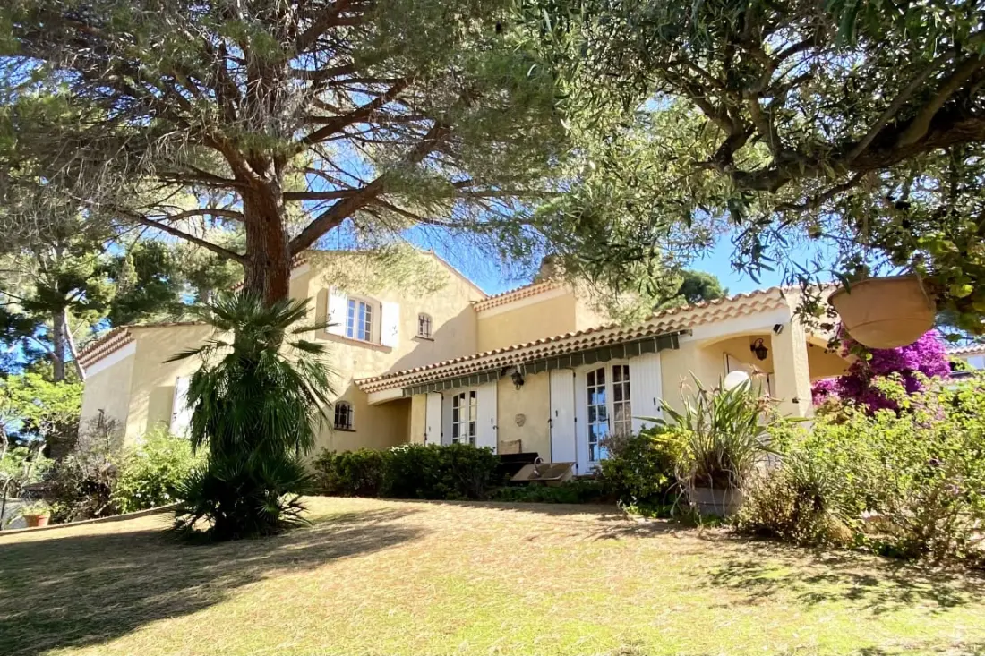 Superbe Villa Proche Plage