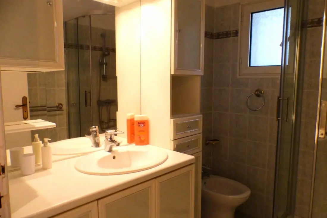 Apt Rez De Jardin, Proche Mer Et Port