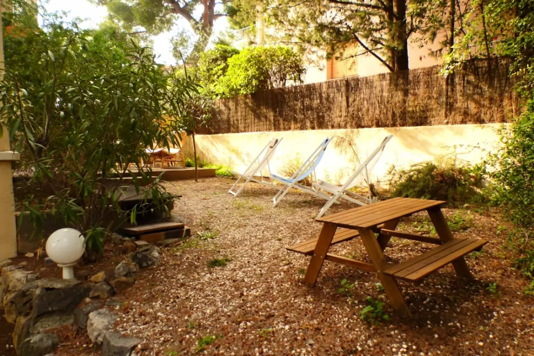 Apt Rez De Jardin, Proche Mer Et Port