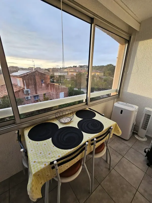 Studio Climatisé Avec Parking à Sanary-sur-mer