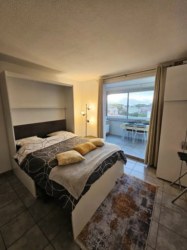Studio Climatisé Avec Parking à Sanary-sur-mer