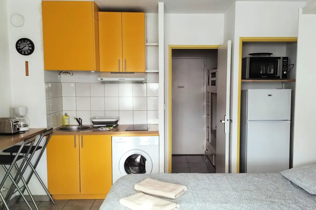 Studio Climatisé Avec Parking à Sanary-sur-mer