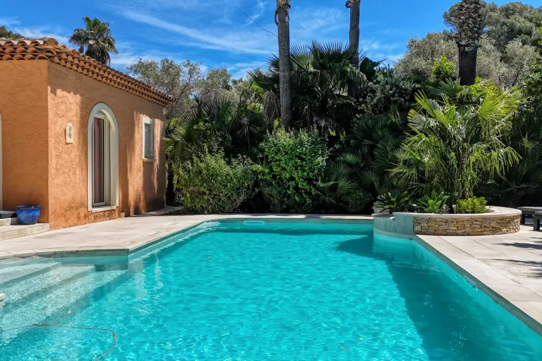 Villa Avec Piscine Privée Au Calme à Sanary