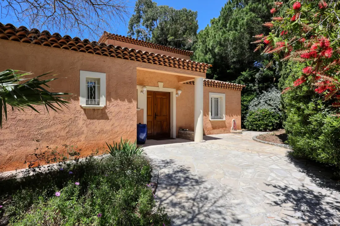 Villa Avec Piscine Privée Au Calme à Sanary