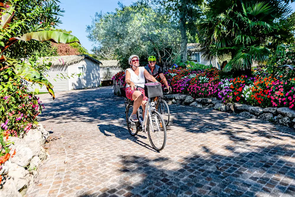 Camping Domaine Les Oréades 5 étoiles★★★★★