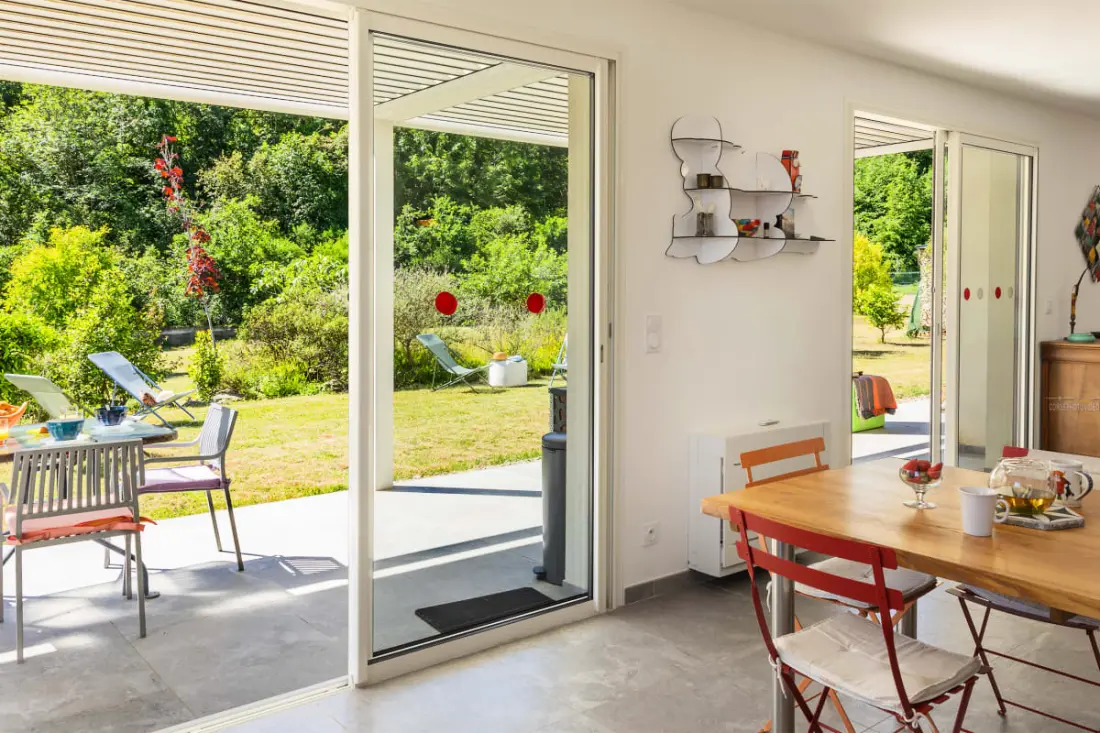 Villa Santa Mara Poggio, Villa Contemporaine Dans Un écrin De Verdure