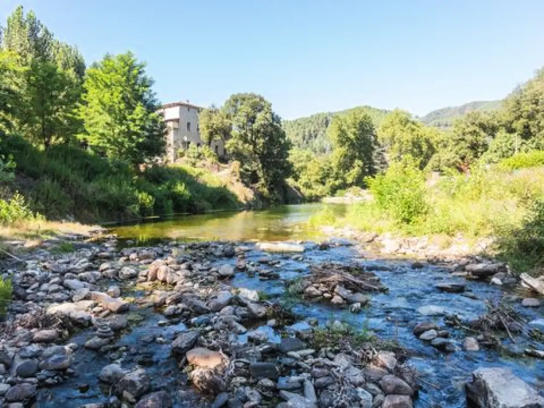 Camping Du Château De L'Hom  4 étoiles★★★★