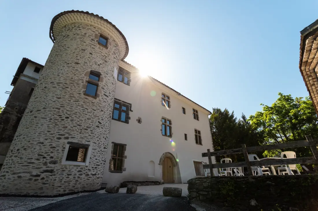 Camping maeva Escapades du Château de l'Hom 4 étoiles★★★★