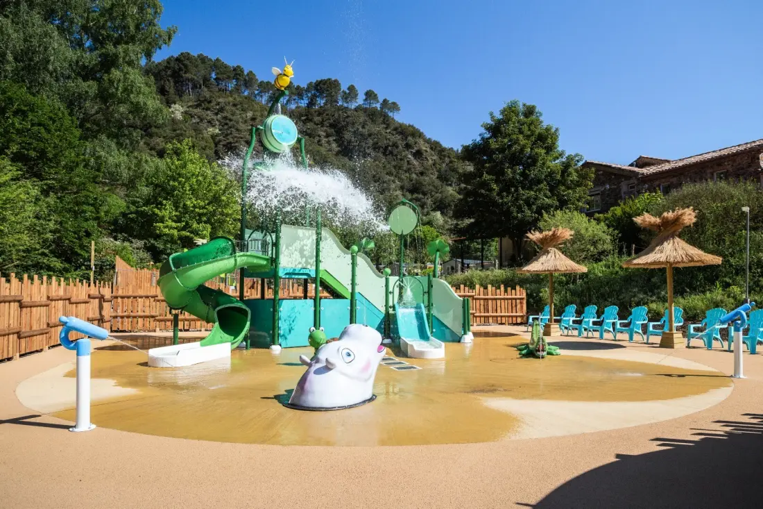 Camping maeva Escapades du Château de l'Hom 4 étoiles★★★★