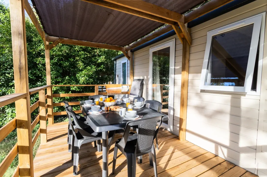 Camping maeva Escapades du Château de l'Hom 4 étoiles★★★★