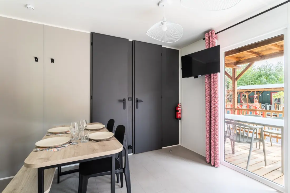 Camping maeva Escapades du Château de l'Hom 4 étoiles★★★★